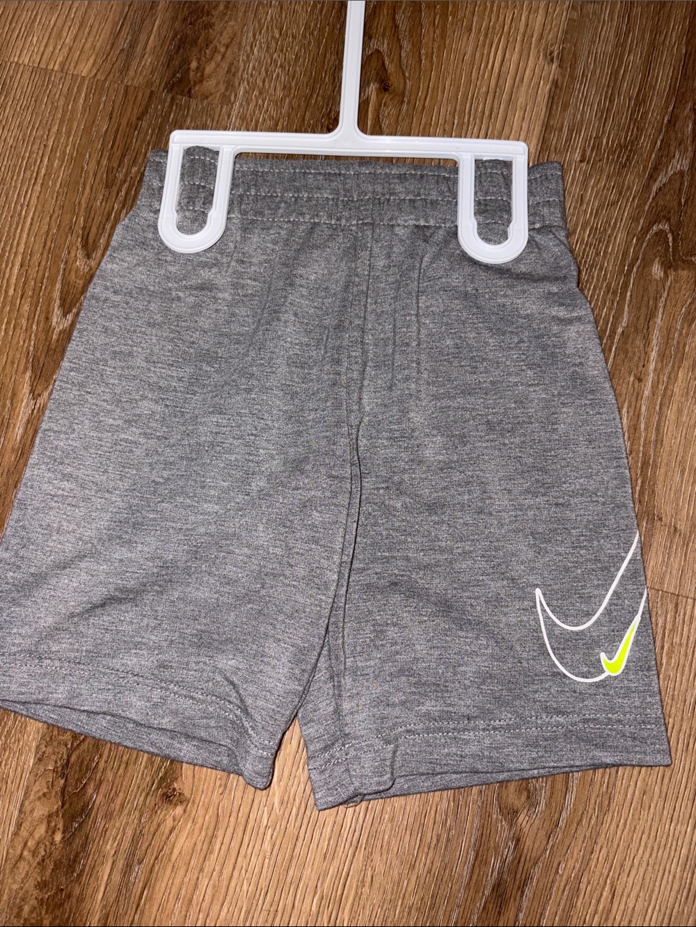 3/$20! Boys size 5 6 small NIKE Gray Kids Athletic Shorts White & Neon Yellow